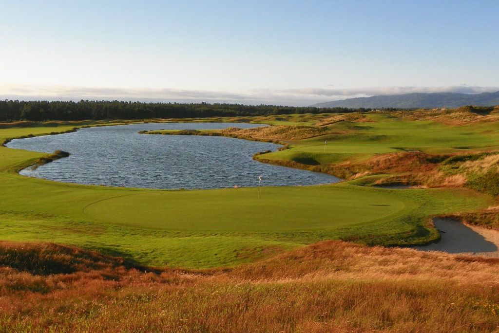 Looking for an event space/room rental? Look no further than Sandpines Golf Links in Florence, OR!